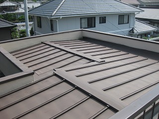 板金屋根の雨漏り修理