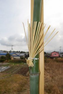 建築場所の敷地へ注連縄張り