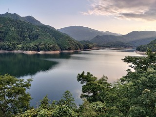 神社とお寺へ